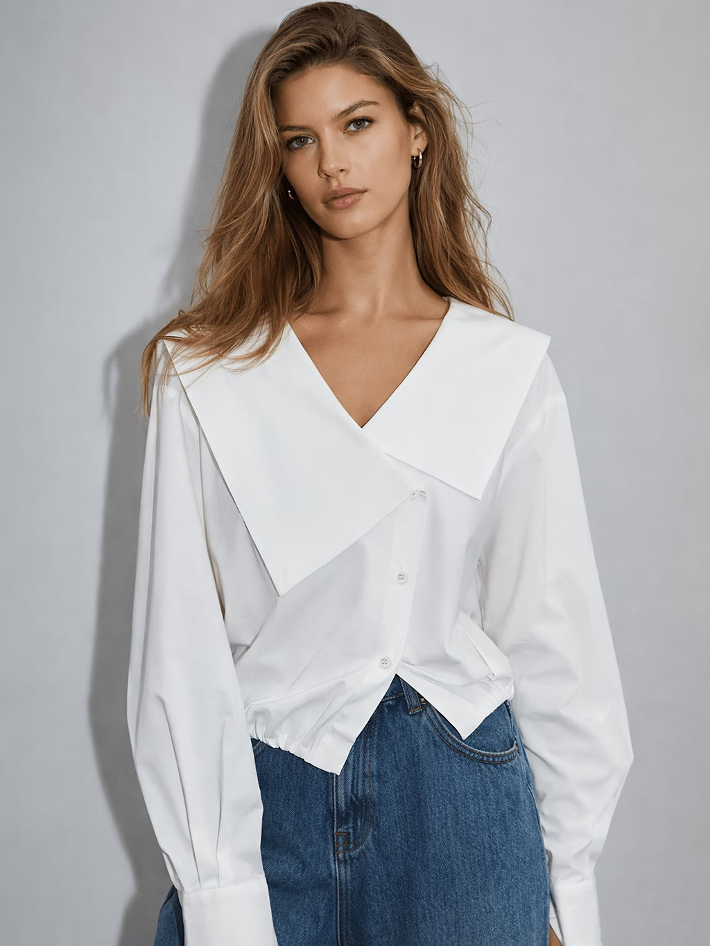 CAMICIA BIANCA CON COLLETTO MAXI