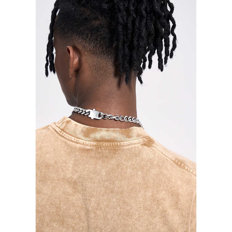 T-SHIRT OVERSIZE EFFETTO SLAVATO