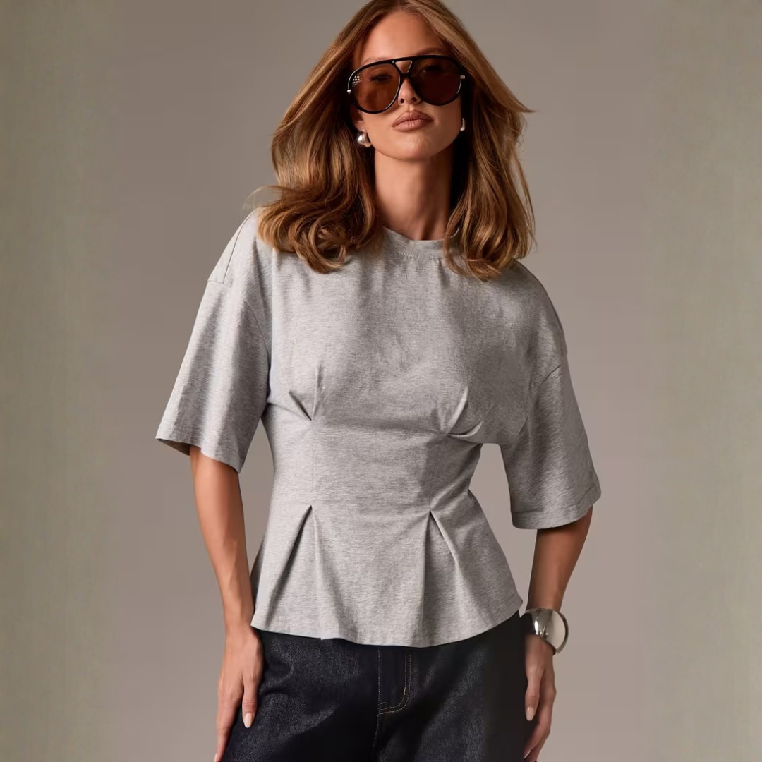 T-SHIRT CON PINCES