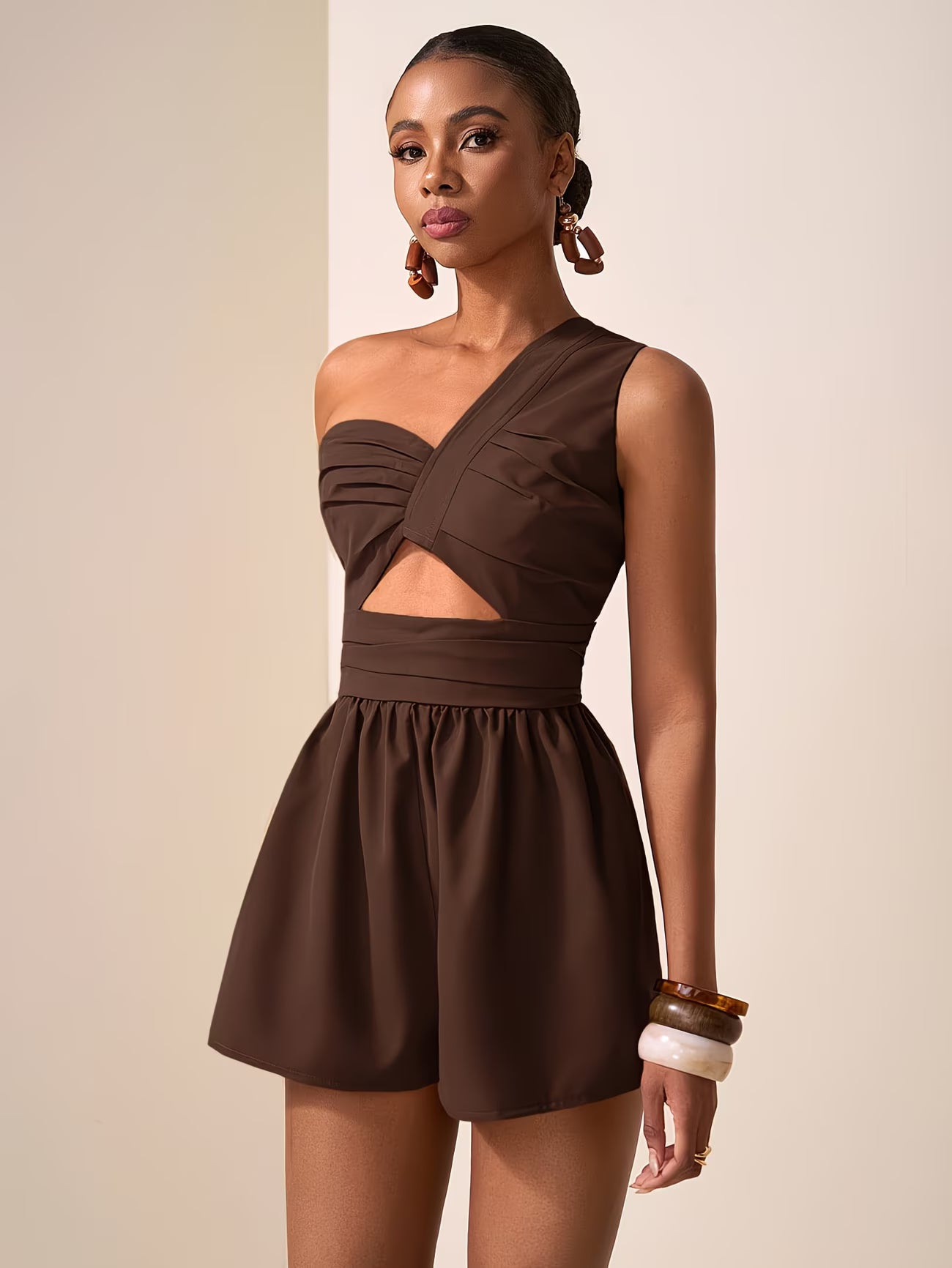 TUTA INTERA CUT-OUT