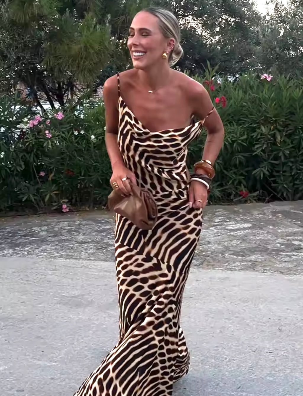 VESTITO LUNGO SATINATO A FANTASIA