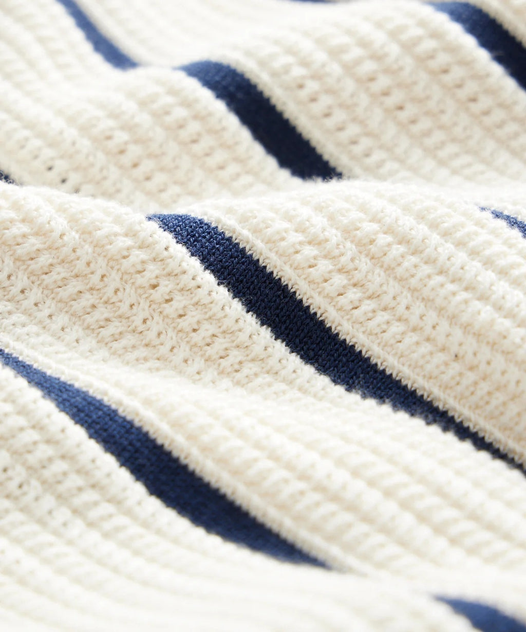 CAMICIA STRUTTURATA A MANICHE CORTE