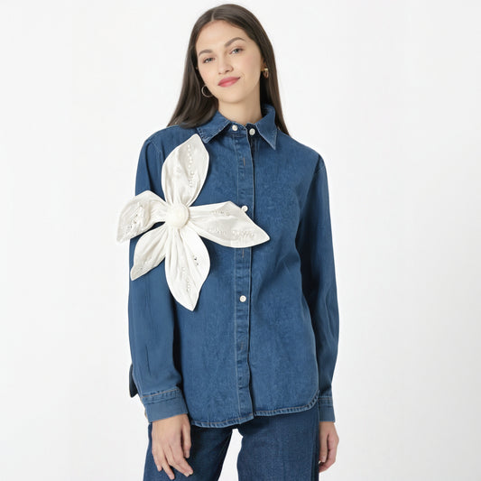 CAMICIA IN DENIM CON APPLICAZIONE