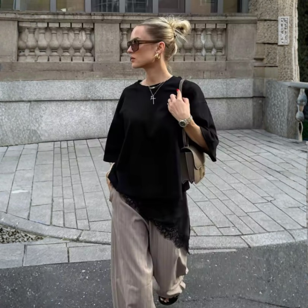 T-SHIRT CON PIZZO