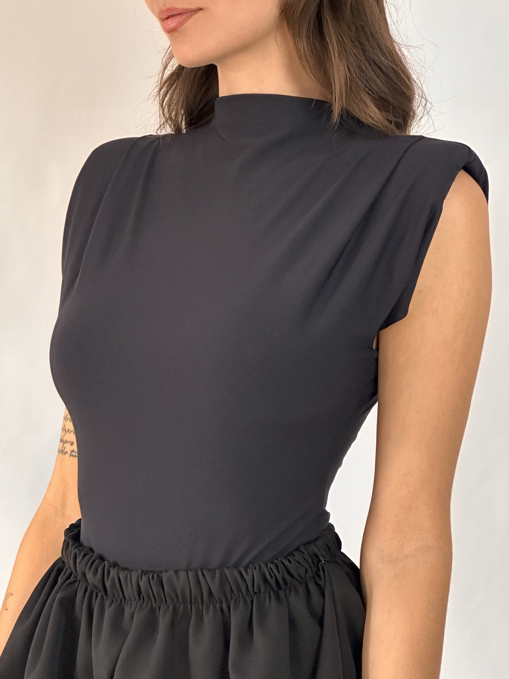 BODY WITH SHOULDER PADS✨DELIVERY 24/48h✨