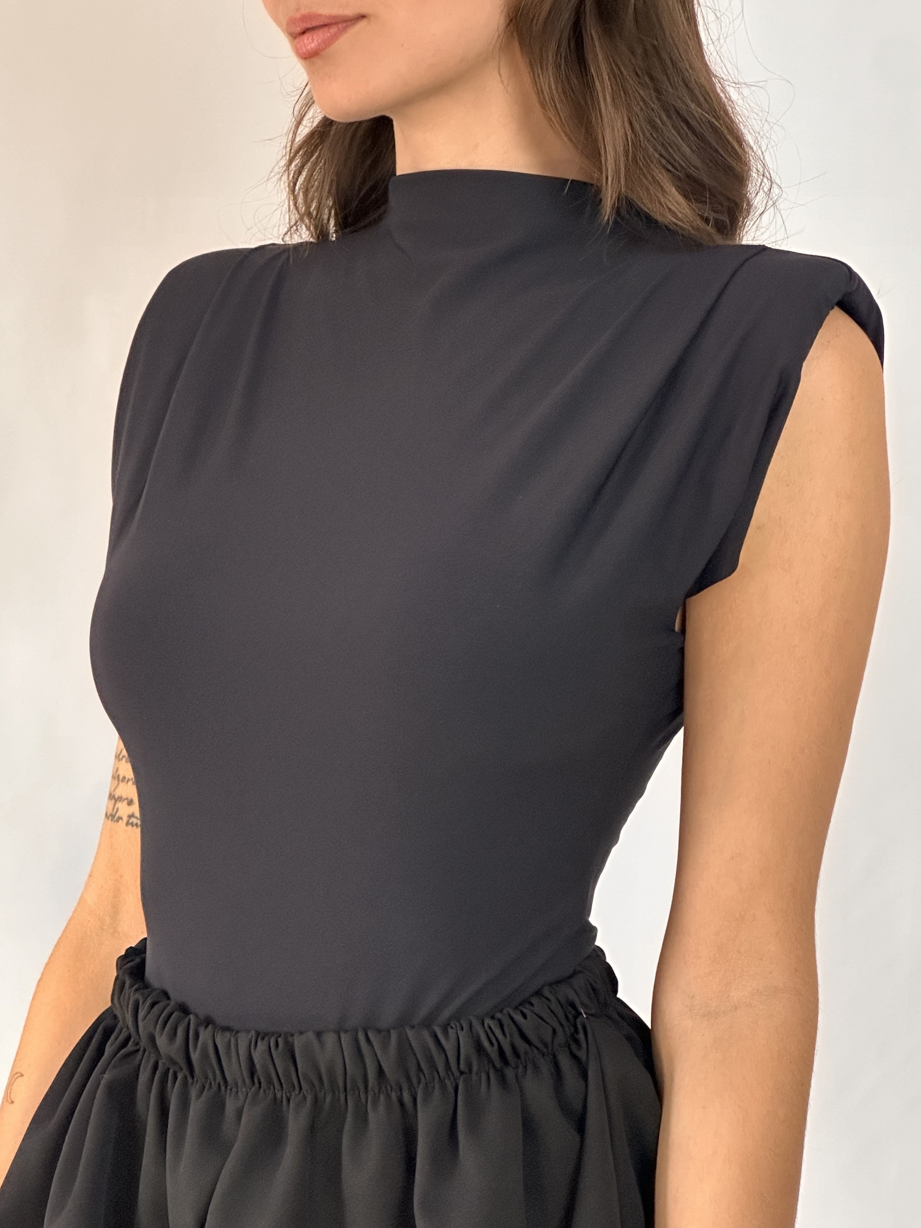 BODY WITH SHOULDER PADS✨DELIVERY 24/48h✨