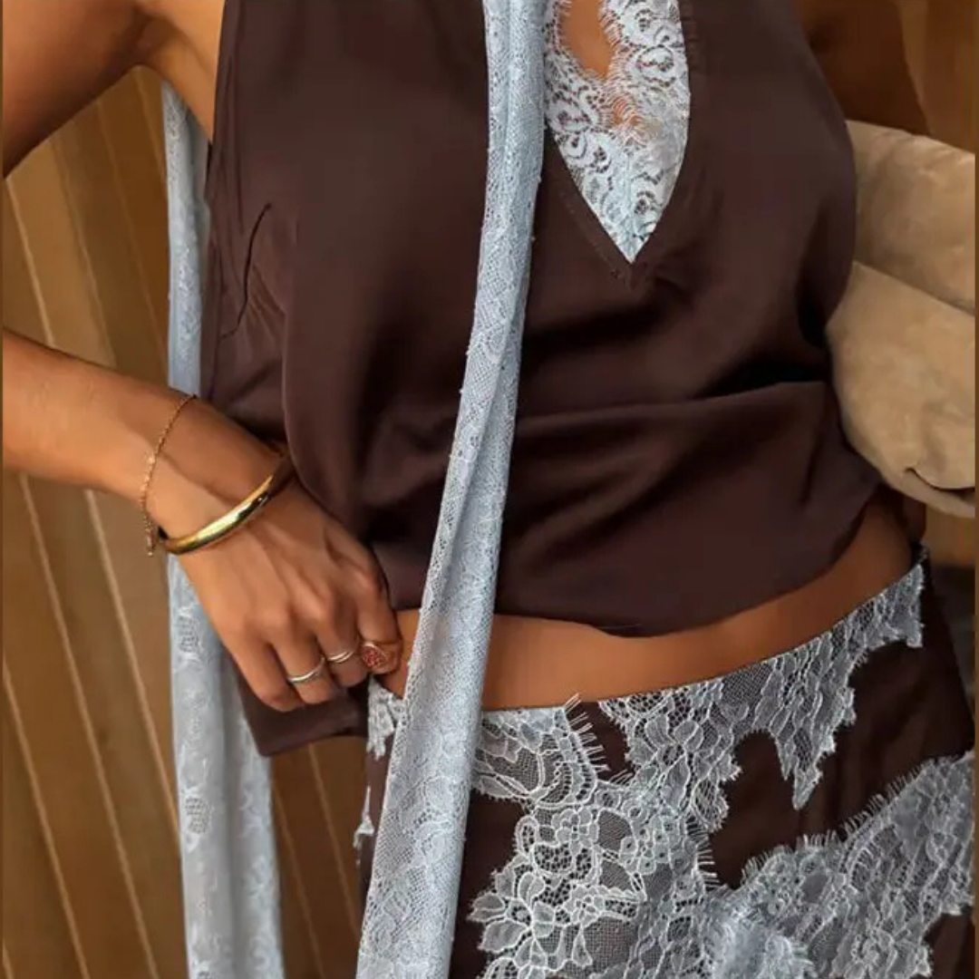 TOP HALTER CON PIZZO