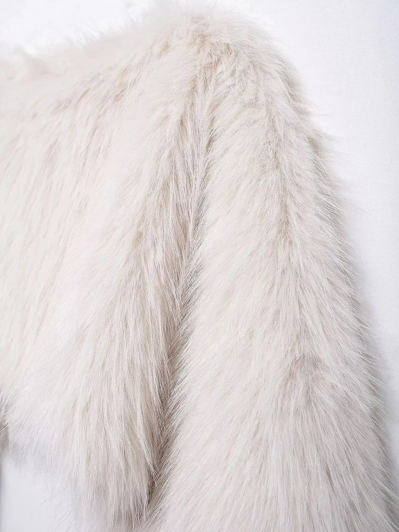 MANTELLA IN ECOPELLICCIA