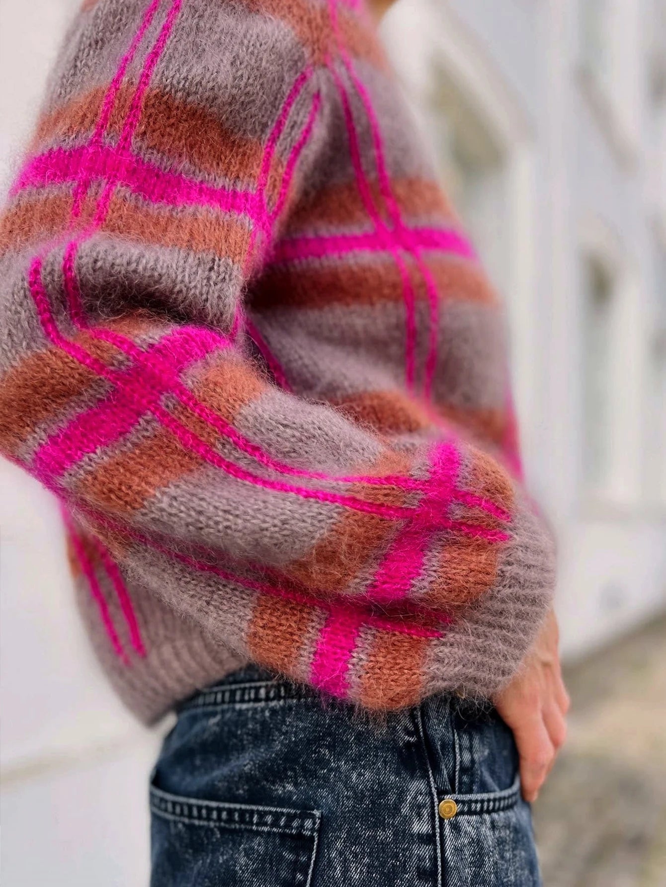 MAGLIONE LAVORATO A MAGLIA