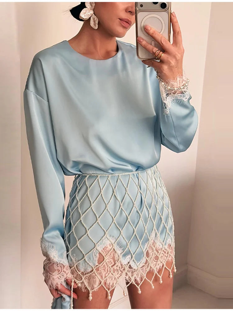 ABITO SATINATO CON PIZZO E PERLE