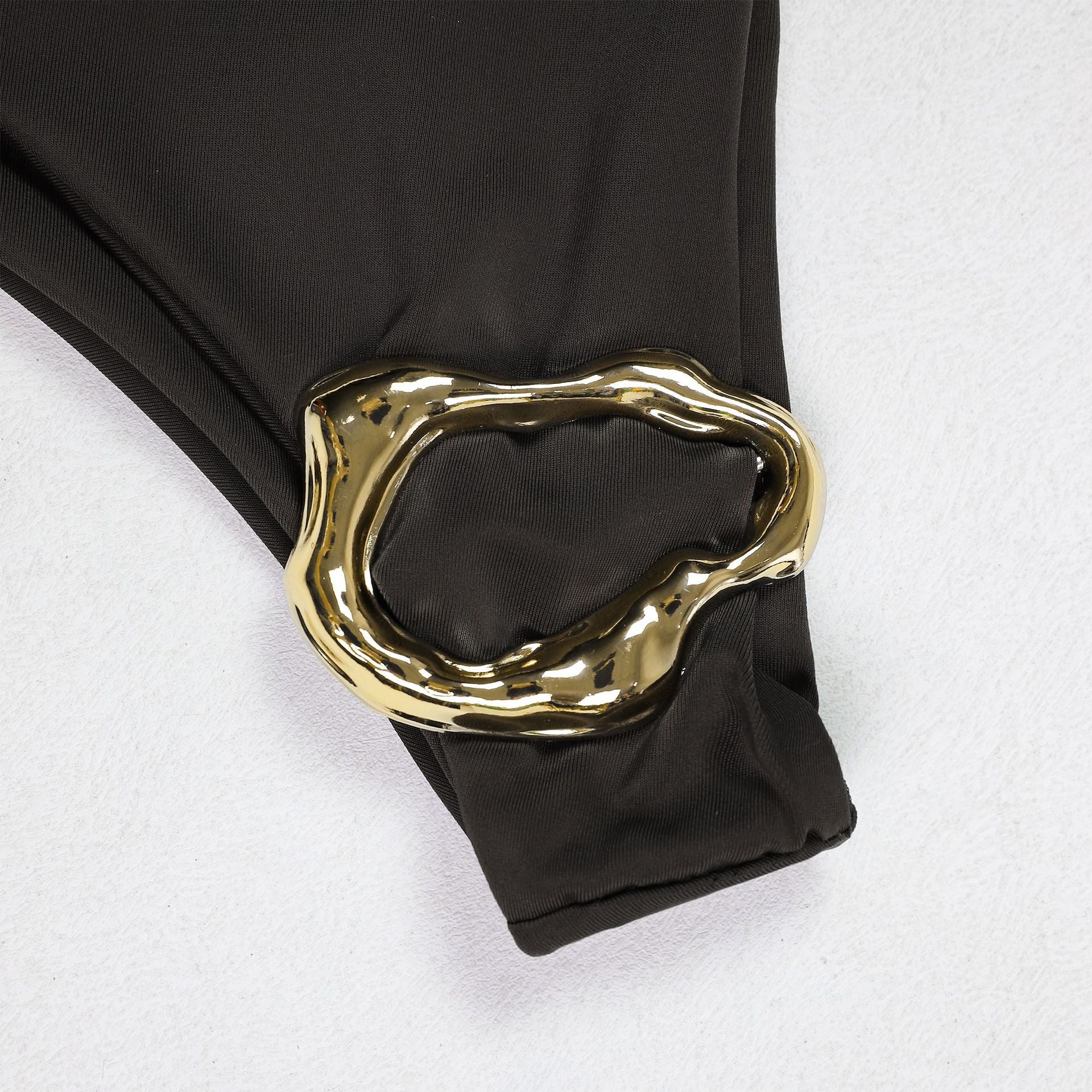 COSTUME INTERO CUT OUT