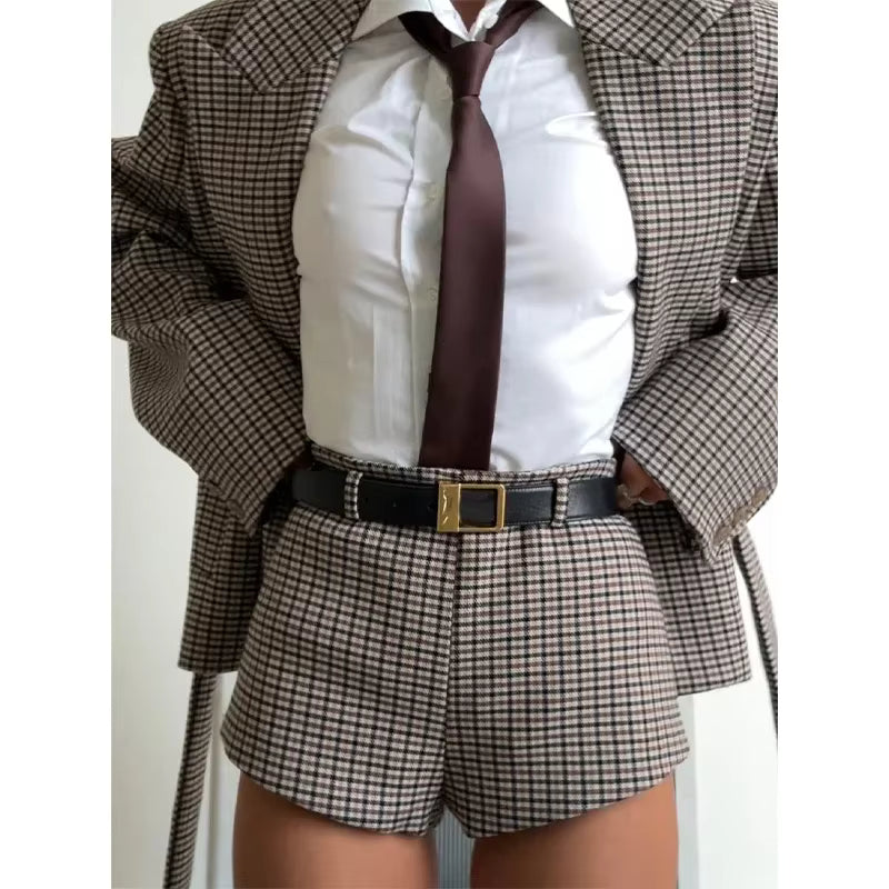 COMPLETO A SCACCHI GIACCA E SHORTS