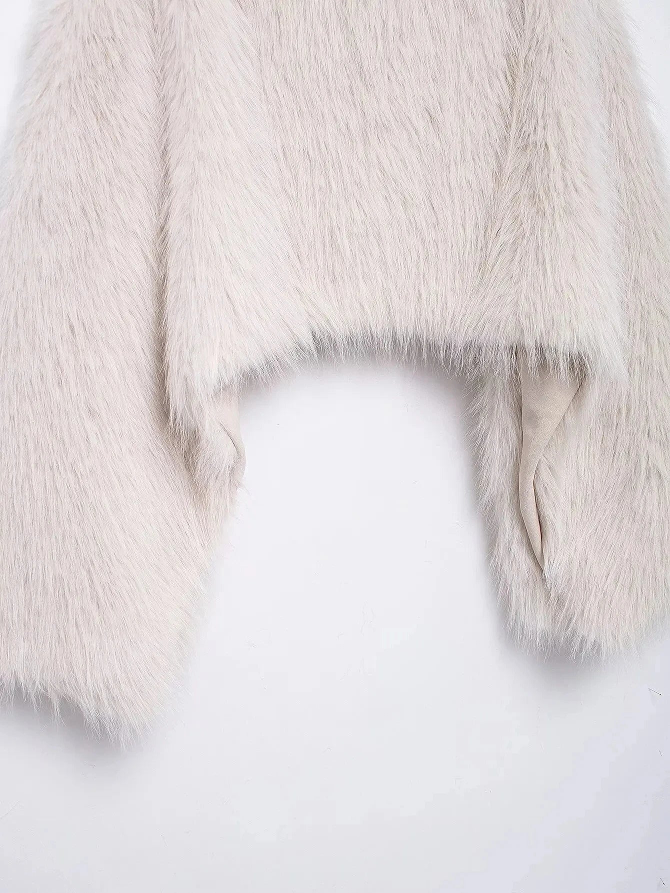 MANTELLA IN ECOPELLICCIA