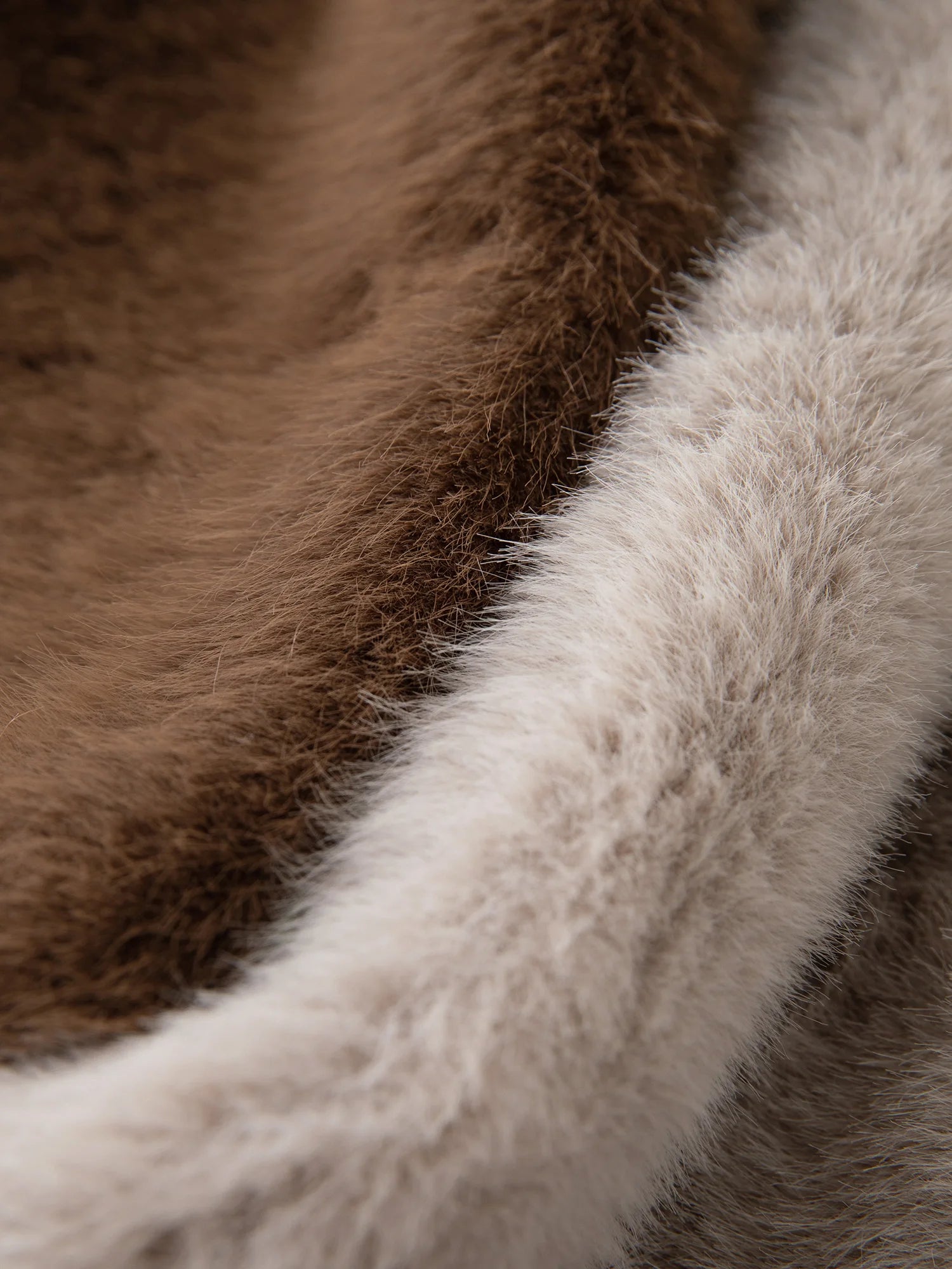 CAPPOTTO IN ECOPELLICCIA