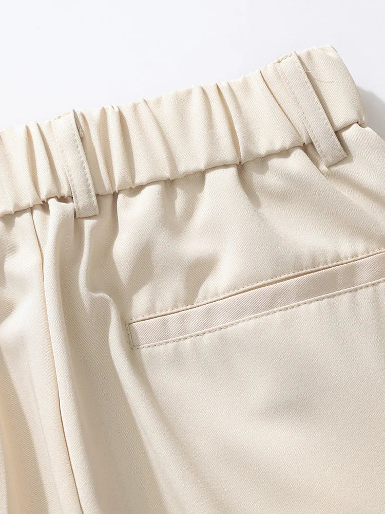 PANTALONI CON PINCES