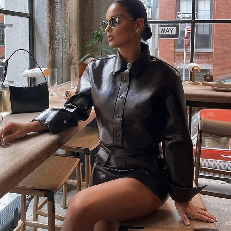 MINIGONNA IN ECOPELLE LUCIDA