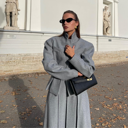 BLAZER AND SKIRT COORDINATED SET