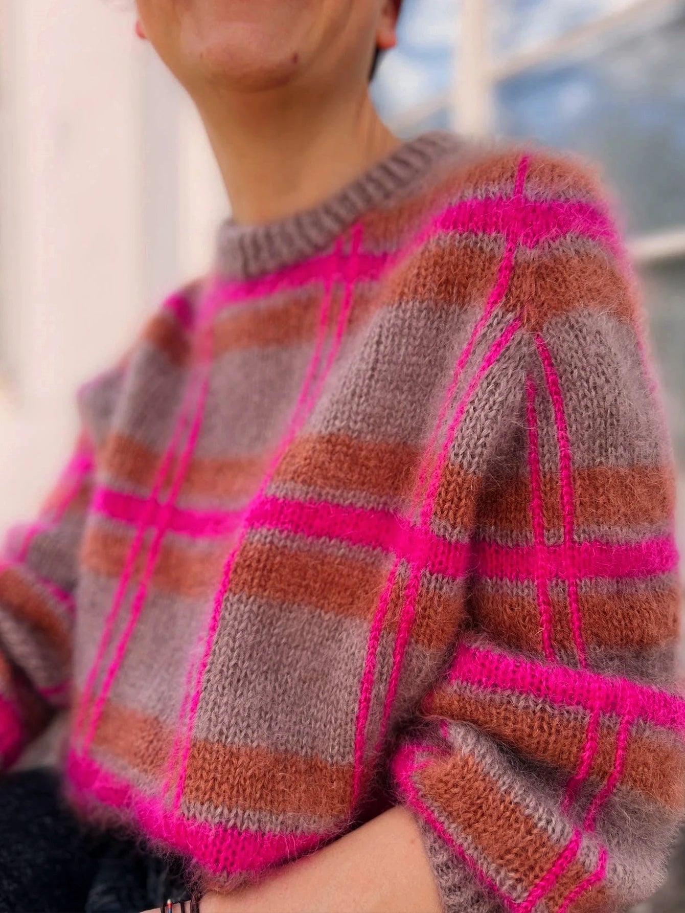 MAGLIONE LAVORATO A MAGLIA