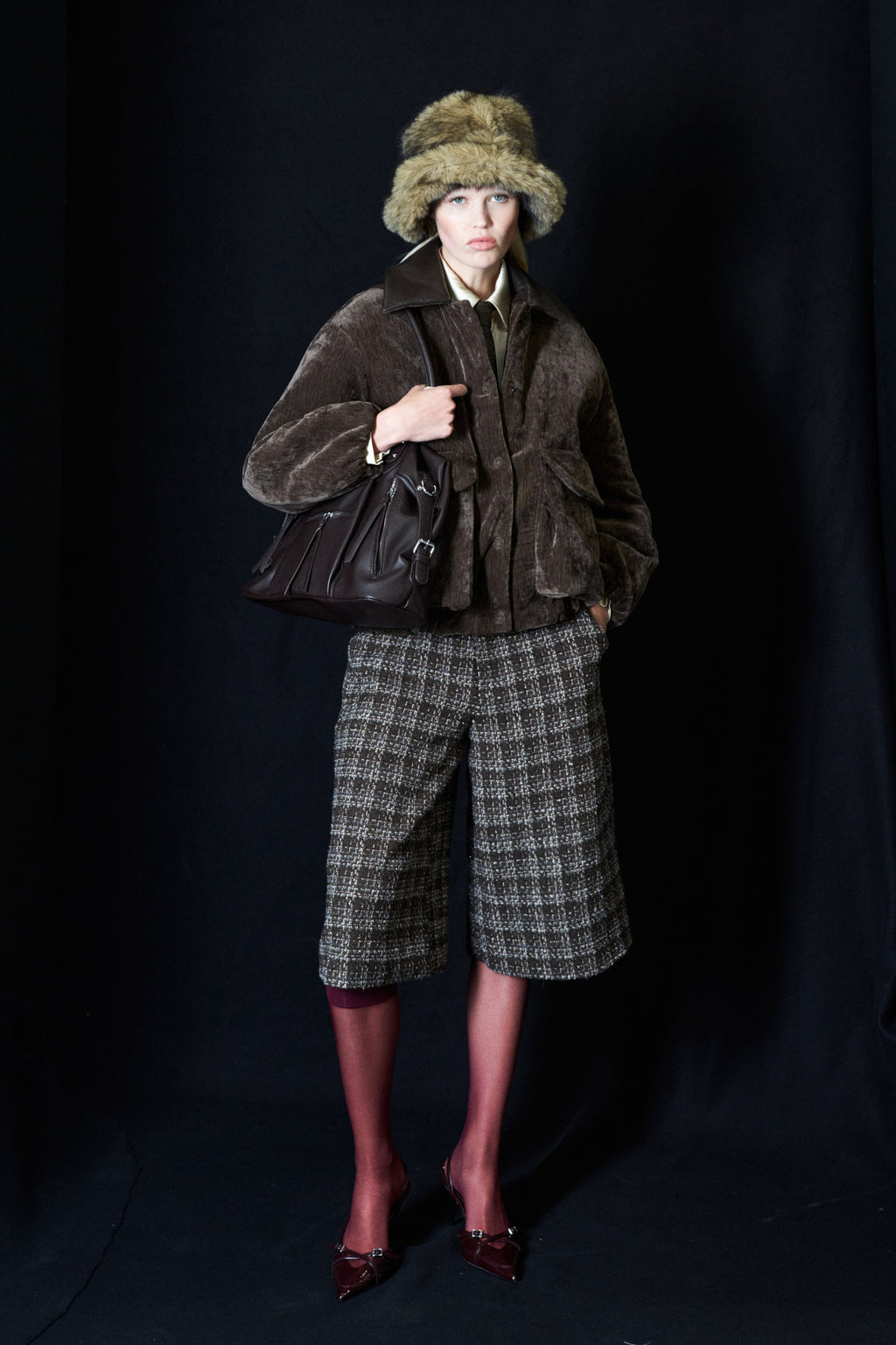 BERMUDA TWEED by LUMINA