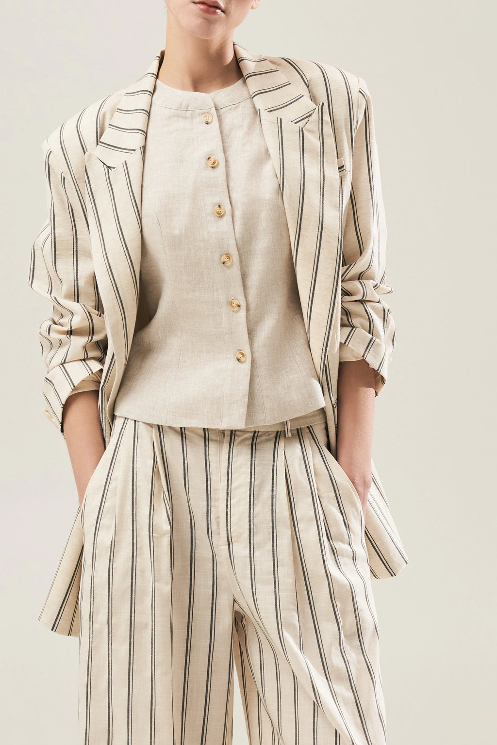 BLAZER A RIGHE IN LINO by Lumina