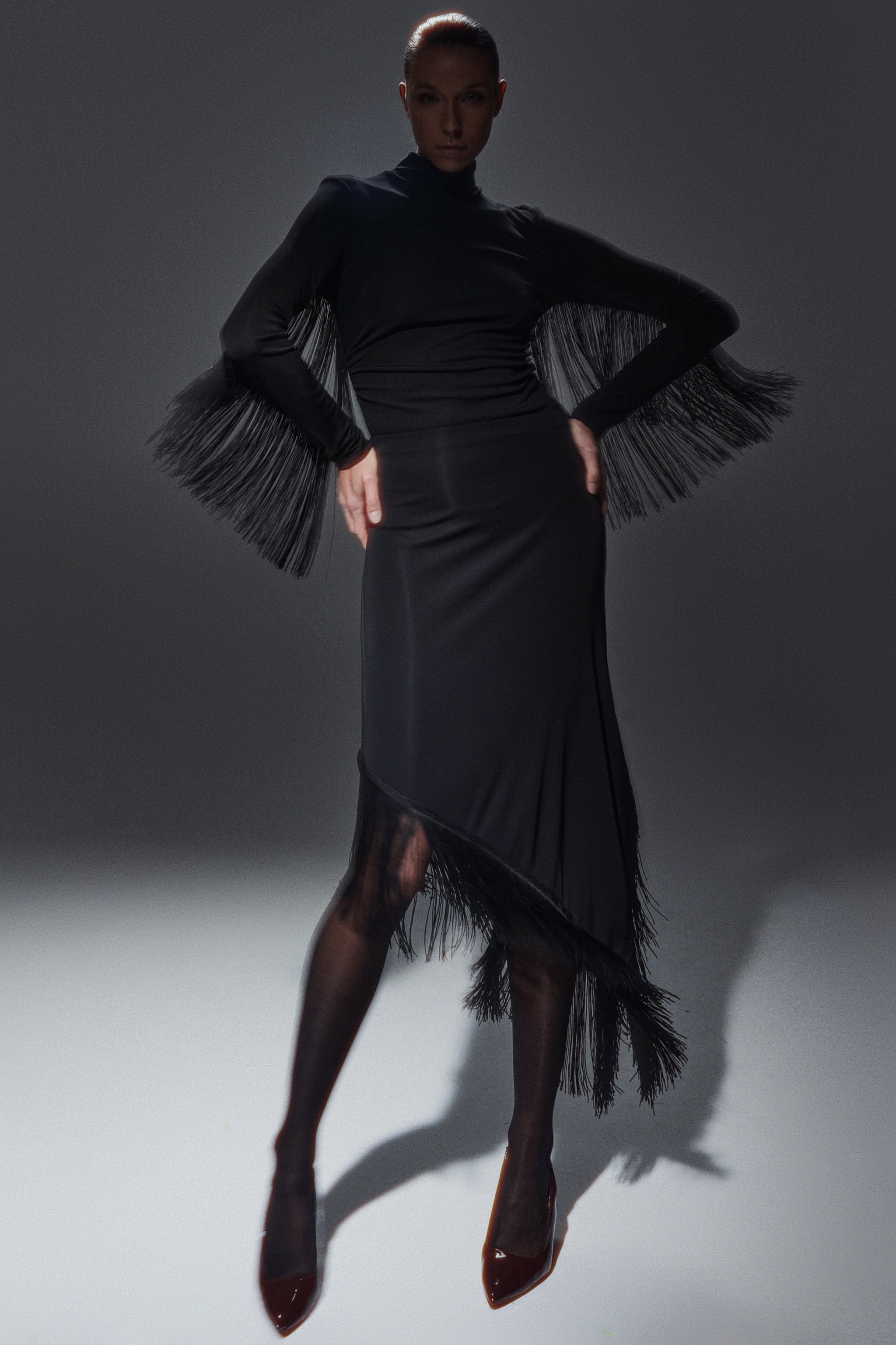 BODY CON FRANGE BY LUMINA