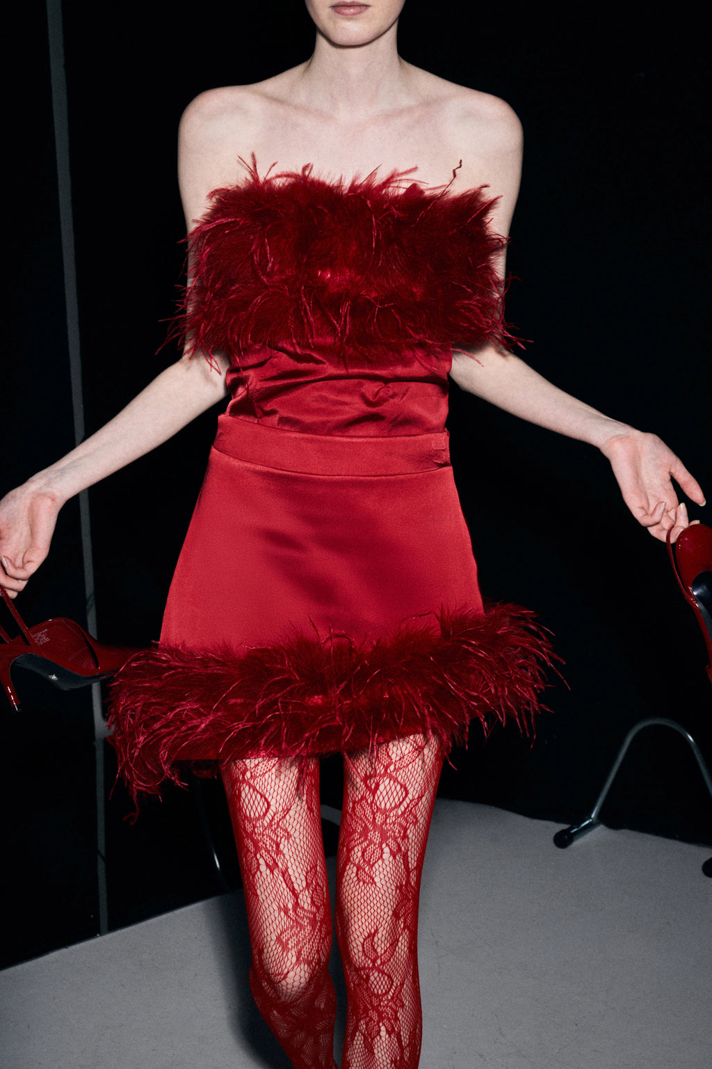 GONNA SATINATA CON PIUME BY LUMINA