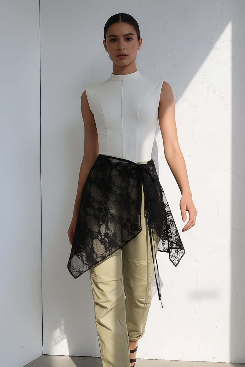 Gonna pizzo in movimento