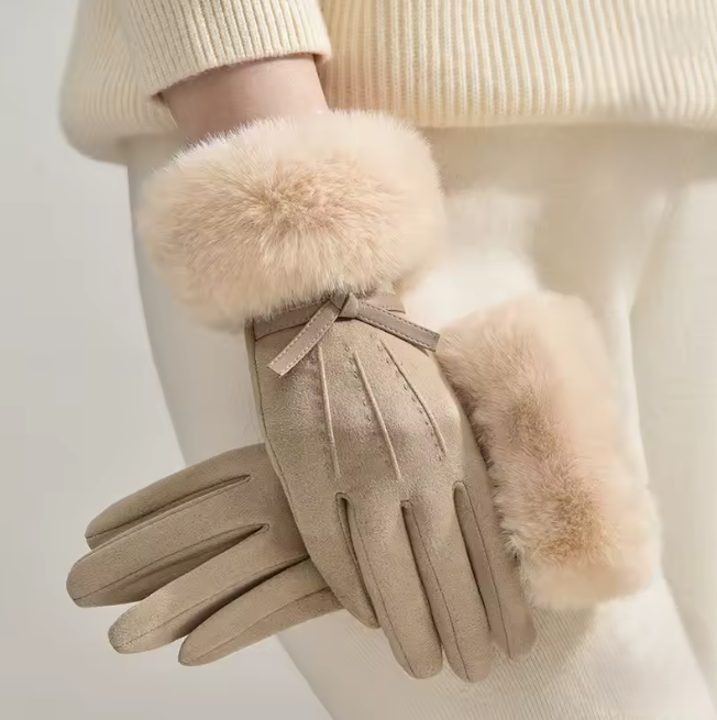 GUANTI SCAMOSCIATI CON PELLICCIA