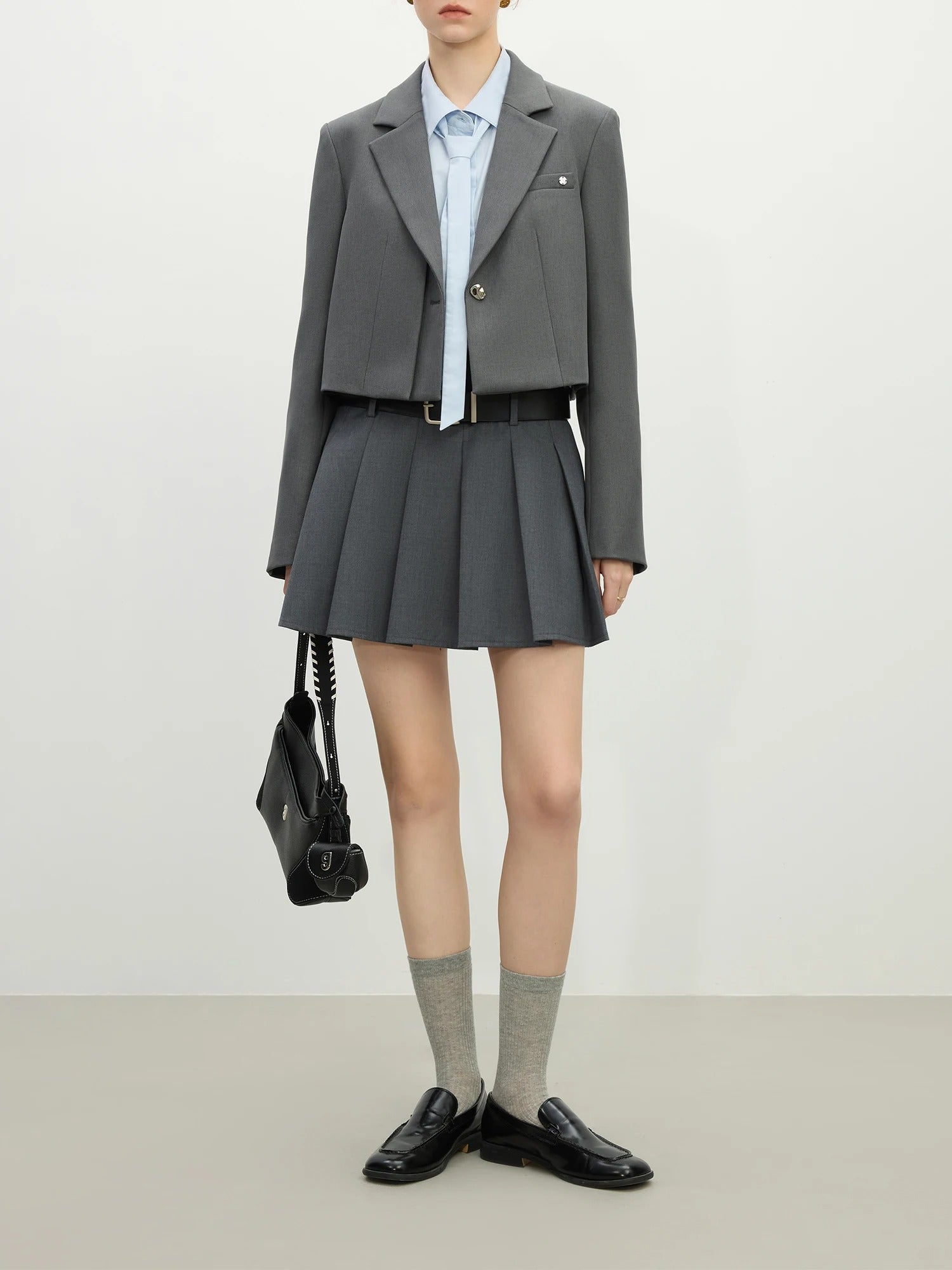 CAMICIA CON CRAVATTA